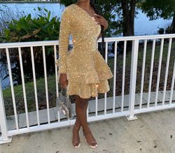 RiahMarie Gold Size 0 Homecoming Cocktail Dress on Queenly