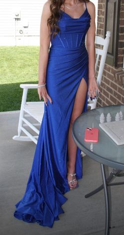 Style EW34038 Ellie Wilde Blue Size 00 Prom Plunge Flare Mermaid Dress on Queenly