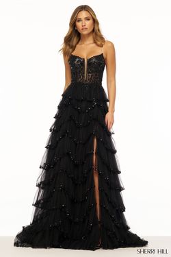 Style 56193 Sherri Hill Gold Size 0 Side Slit Black Tie Floor Length A-line Dress on Queenly