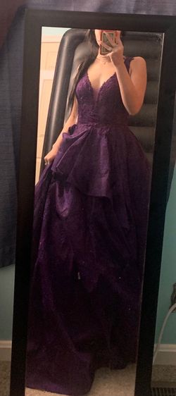 Mon Cheri Purple Size 4 Floor Length Plunge Free Shipping A-line Ball gown on Queenly