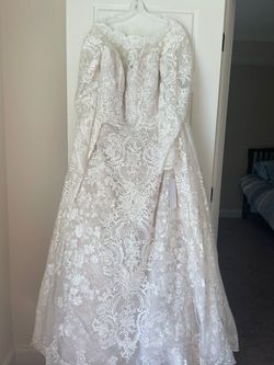 Oleg Cassini White Size 26 Lace Floor Length Train Dress on Queenly