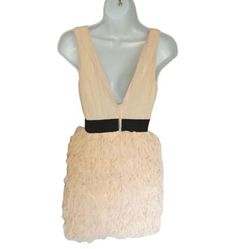 H&m Nude Size 4 Mini Plunge Cocktail Dress on Queenly