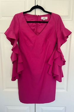 Badgley Mischka Pink Size 2 Homecoming Long Sleeve Bell Sleeves Cocktail Dress on Queenly