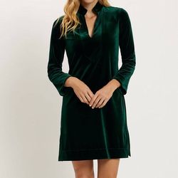 Style 1-2987663810-2901 JUDE CONNALLY Green Size 8 High Neck Lace Mini Cocktail Dress on Queenly