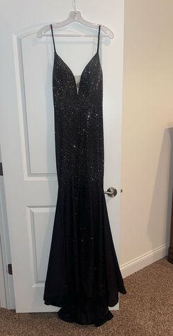 Style 178EW120012 Ellie Wilde Black Size 8 Free Shipping Mermaid Dress on Queenly