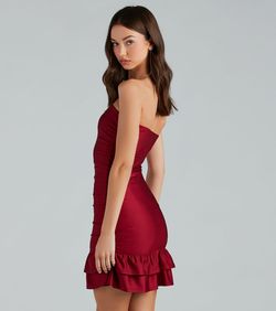 Style 05101-2790 Windsor Red Size 8 Straight Ruffles Cocktail Dress on Queenly
