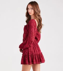 Style 05101-2604 Windsor Red Size 4 Padded Long Sleeve Tall Height Cocktail Dress on Queenly