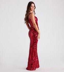 Style 05002-7166 Windsor Red Size 0 Pattern Sheer Padded Side slit Dress on Queenly