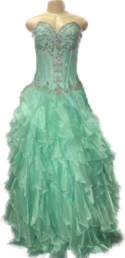 Style 8026631212 Q by DaVinci Green Size 12 Quinceañera Plus Size Strapless Ball gown on Queenly