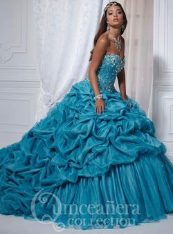 Style 267183126 Quinceanera Collection Blue Size 6 Strapless Sweetheart Floor Length Ball gown on Queenly
