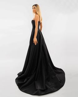 Style AD5526 Albina Dyla Black Size 0 Pageant Floor Length Straight Dress on Queenly