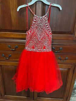 Oyisha Red Size 0 Floor Length Homecoming Ball gown on Queenly
