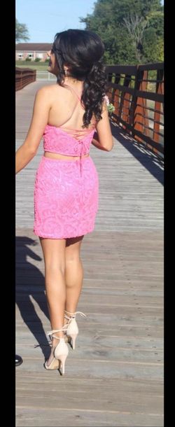 Sherri Hill Pink Size 2 Plunge Straight Dress on Queenly