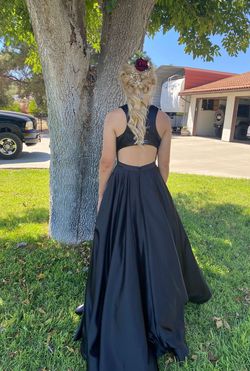 Sherri Hill Black Size 6 50 Off Swoop Ball gown on Queenly