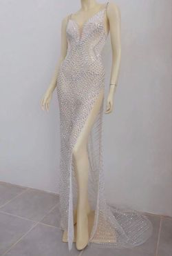 Ratee Siranan Silver Size 0 Jewelled Plunge Pageant Medium Height Floor Length Side slit Dress on Queenly