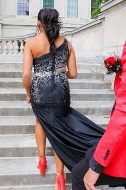 Amarra Black Size 4 Prom Side slit Dress on Queenly