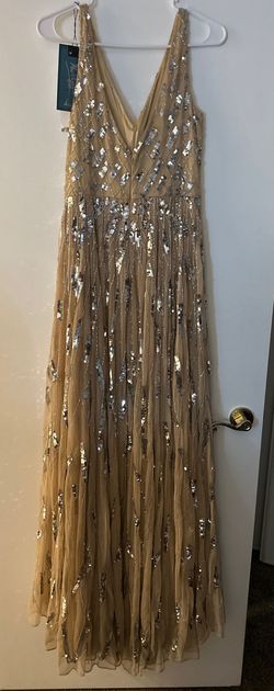 Style 5172M Mac Duggal Nude Size 6 5172m Plunge Jersey Ball gown on Queenly