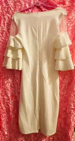 Capriana Couture White Size 6 Interview Sleeves Cocktail Dress on Queenly
