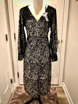 Black Size 4 Straight Dress on Queenly