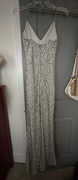 Style 140W920 B. Darlin Silver Size 4 Floor Length Plunge Jersey A-line Dress on Queenly