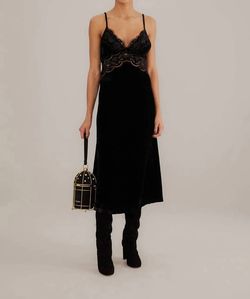 Style 1-592103559-3855 FARM RIO Black Size 0 Tall Height Velvet Print Cocktail Dress on Queenly