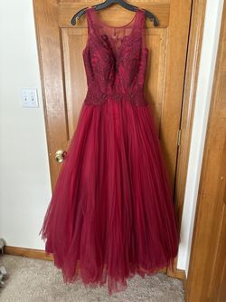 Dave and Johnny Red Size 2 50 Off Floor Length Ball gown on Queenly