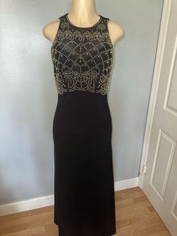 Jackie jon Black Size 6 50 Off Straight Dress on Queenly