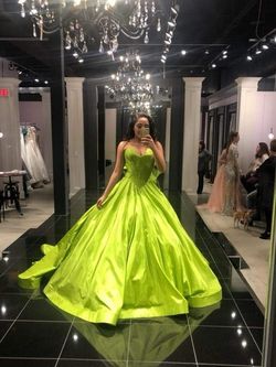Sherri Hill Green Size 6 Strapless Ball gown on Queenly