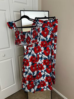 Red Size 12 Side slit Dress on Queenly