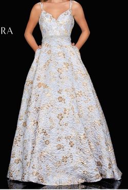 Amarra Gray Size 2 Prom Floor Length Metallic Ball gown on Queenly