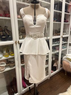 Terani Couture White Size 2 Engagement Plunge Jewelled Bridal Shower Cocktail Dress on Queenly