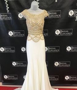 Mac Duggal White Size 2 Cap Sleeve Pageant Macduggal 50 Off Floor Length Straight Dress on Queenly