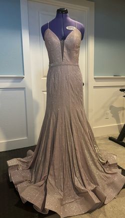 Juliet Pink Size 16 Plunge Floor Length A-line Dress on Queenly