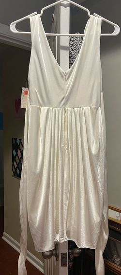 B. Darlin White Size 4 Jersey Bridal Shower Cocktail Dress on Queenly