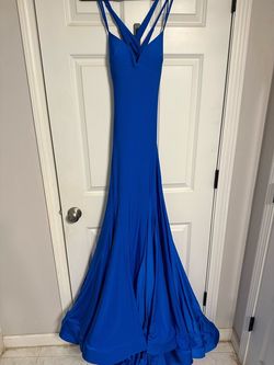 Alyce Paris Royal Blue Size 2 Plunge Wedding Guest Mermaid Dress on Queenly
