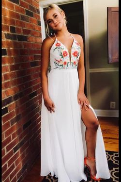 Style 10000 Faviana White Size 0 Side Slit Corset Floral Flare A-line Dress on Queenly