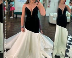 Ashley Lauren Black Size 10 Jersey Pageant Mermaid Dress on Queenly