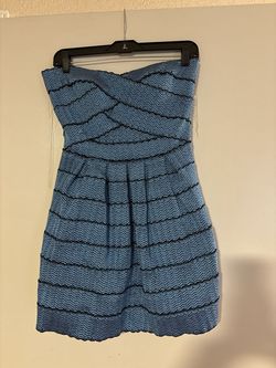Wow couture Blue Size 4 Jersey Flare Strapless Cocktail Dress on Queenly