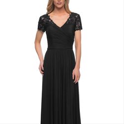 Style 29772 La Femme Black Tie Size 4 Embroidery Jersey Straight Dress on Queenly