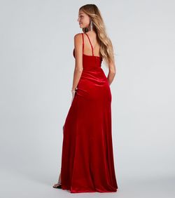 Style 05002-7680 Windsor Red Size 0 Mermaid Padded Spaghetti Strap Velvet Side slit Dress on Queenly