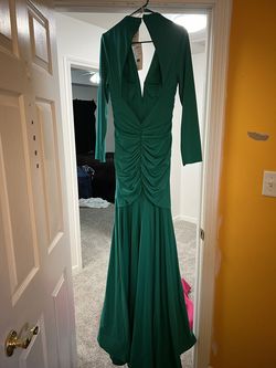 Sherri hill Green Size 10 Black Tie Side slit Dress on Queenly