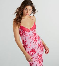 Style 05101-2913 Windsor Pink Size 4 Floral Cocktail Dress on Queenly