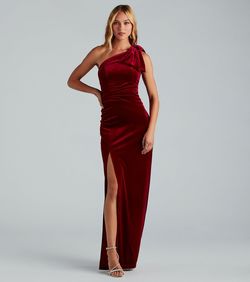 Style 05002-7593 Windsor Red Size 4 Velvet 05002-7593 Strapless Floor Length Side slit Dress on Queenly