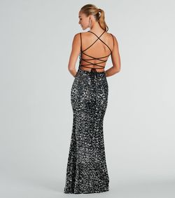 Style 05002-8260 Windsor Black Size 4 Velvet Backless Prom Mermaid Dress on Queenly