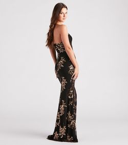 Style 05002-6932 Windsor Black Size 4 Shiny Pattern Prom Floor Length Side slit Dress on Queenly
