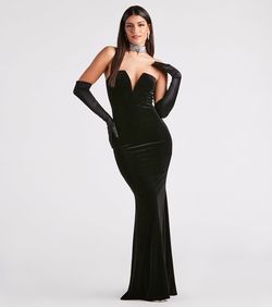 Style 05002-7185 Windsor Black Size 12 Prom Floor Length Velvet Mermaid Dress on Queenly