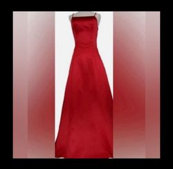JUMP Red Size 10 Short Height Straight Dress on Queenly