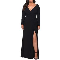 Style 29044 La Femme Black Tie Size 20 Plunge Sleeves Polyester Side slit Dress on Queenly