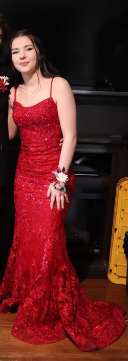 Ellie Wilde Red Size 0 Floor Length Prom Free Shipping Short Height Mermaid Dress on Queenly