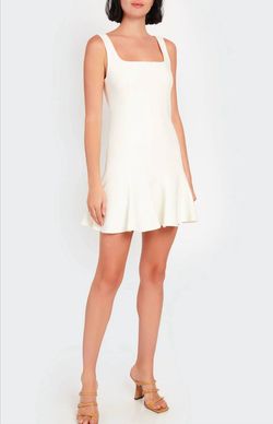 Style 1-363676187-6 cinq a sept White Size 0 Flare Cocktail Dress on Queenly